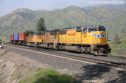 UP4318-MAR04-TEHACHAPI LOOP,CA