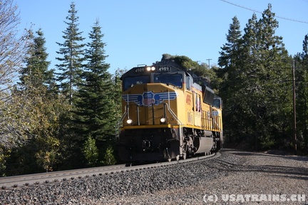 UP4989-OCT10-EMIGRANT GAP,CA